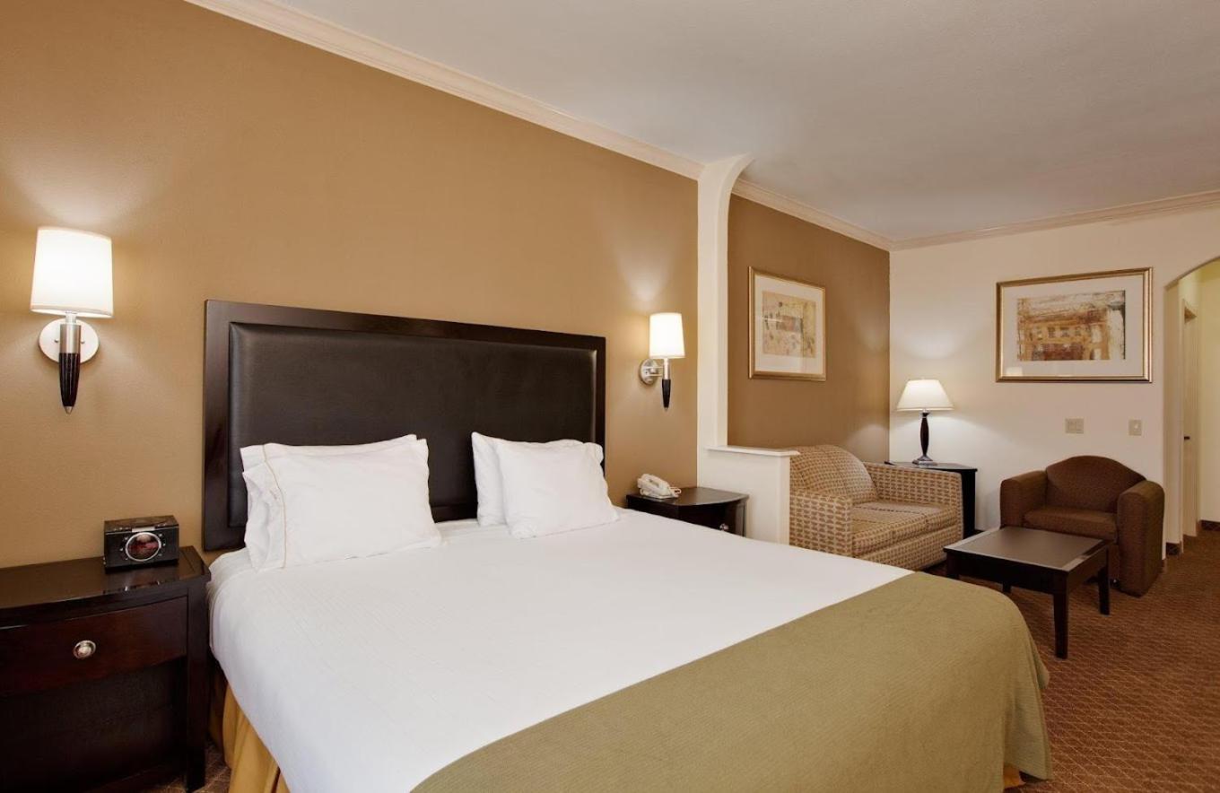 Aspen Grand Hotel Laporte La Porte Buitenkant foto