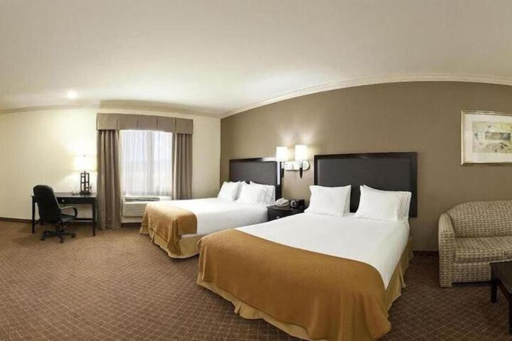 Aspen Grand Hotel Laporte La Porte Buitenkant foto
