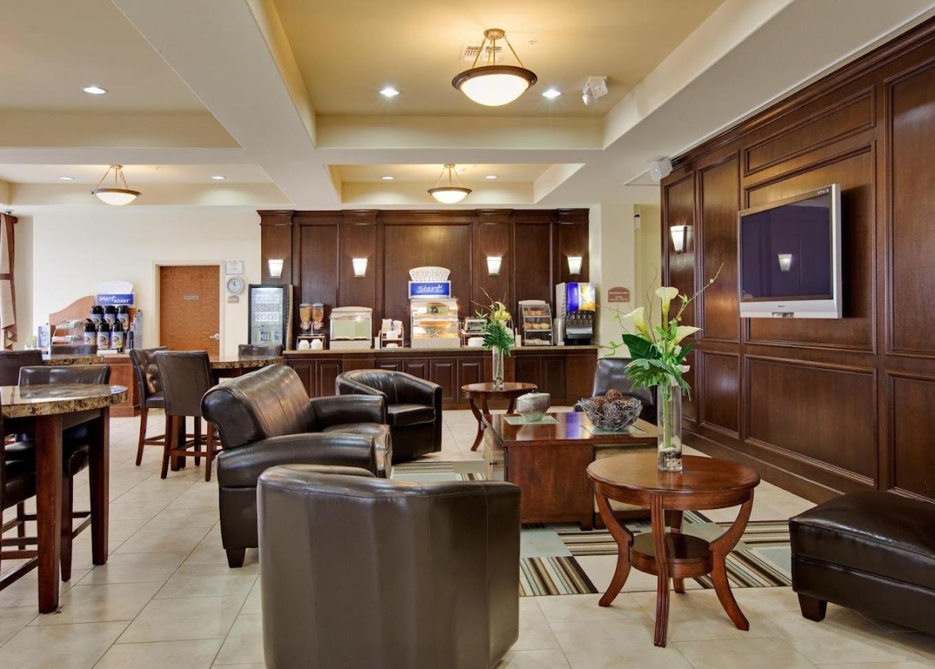 Aspen Grand Hotel Laporte La Porte Buitenkant foto